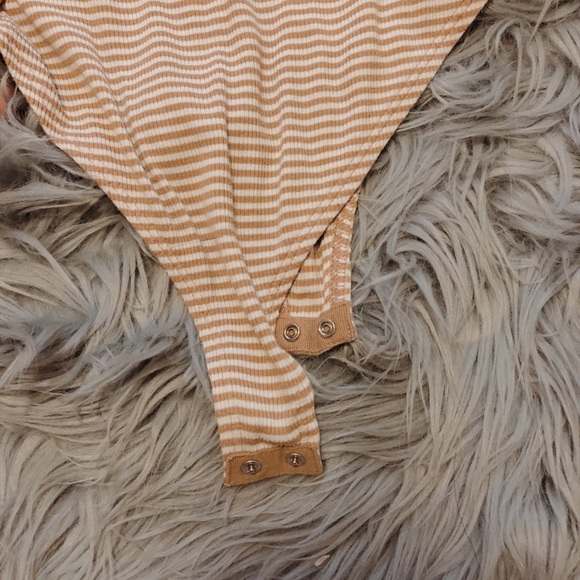 Striped bodysuit - Picture 3 of 4